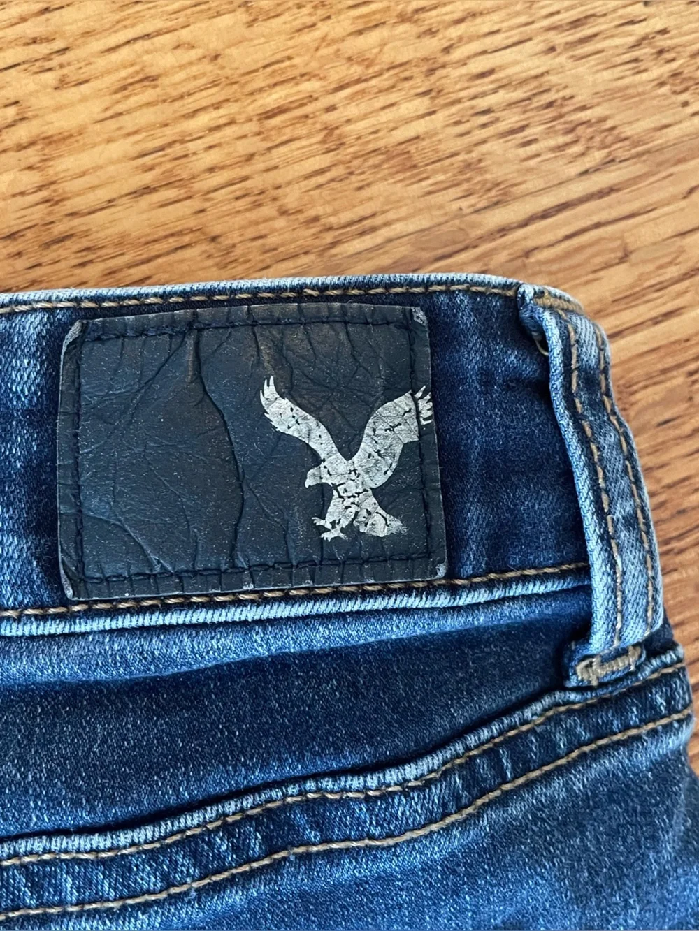 American Eagle Shortie Jean Shorts Women’s 4 Stretch Distressed Midi Daisy Dukes - Picture 13 of 16